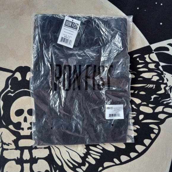 Iron Fist bodycon stretchy skull gothic / punk skirt! Nwt! Sold out - Picture 2 of 5